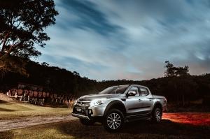 Mitsubishi L200 Triton HPE-S Outdoor 2020 года  (LA)